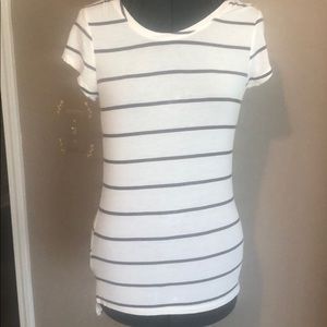 Poof! Tops - Poof Long T-shirt Sz Small Short Sleeve Poof! Tops - Poof Long T-shirt Sz Small Short Sleeve